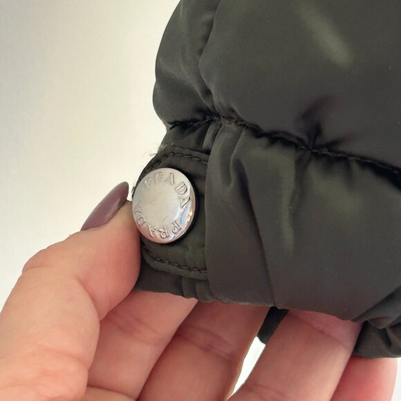 PRADA down Jacket, size 38/US 2-4 - Picture 12 of 15